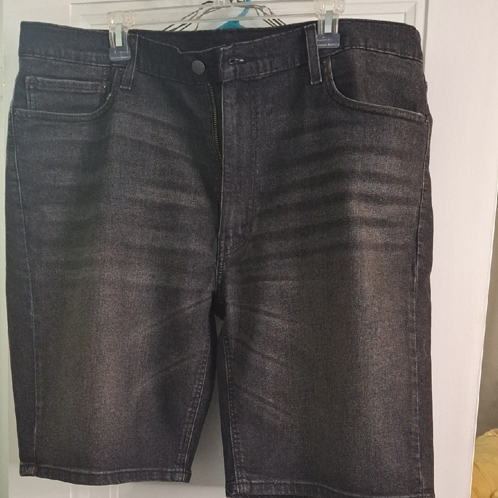 Levi's Black Jean Shorts Knee-Length Distressed